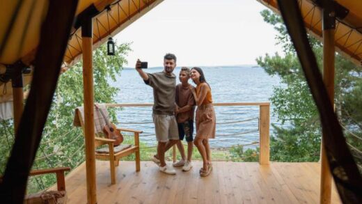 f8be dzie szukac domow na wakacje